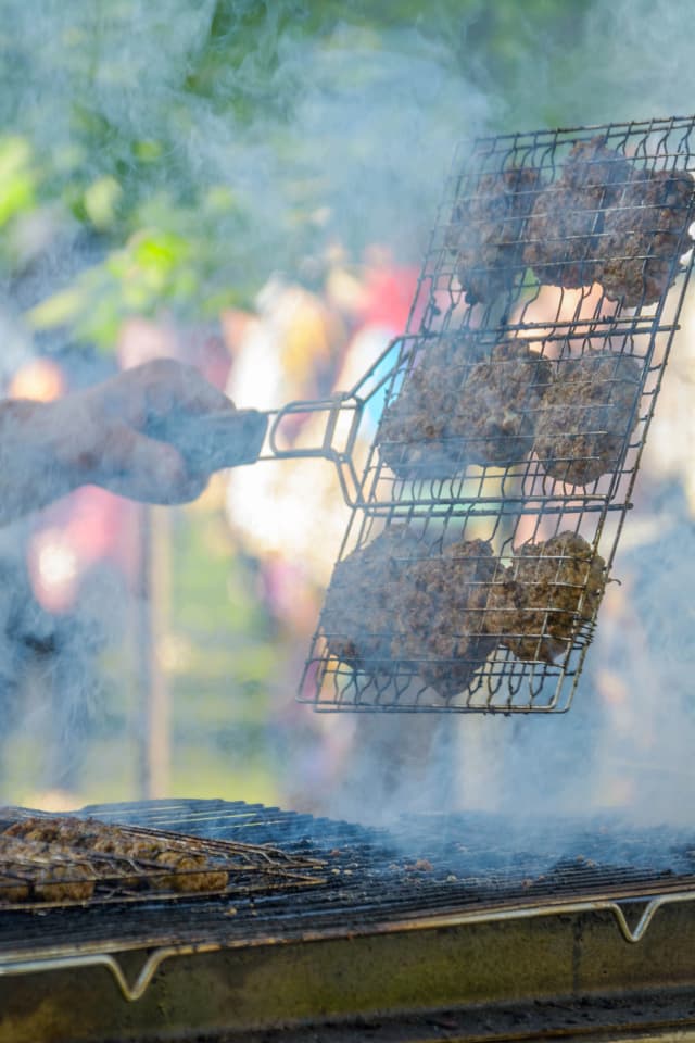 Authentic Palestinian food vendors and cuisine